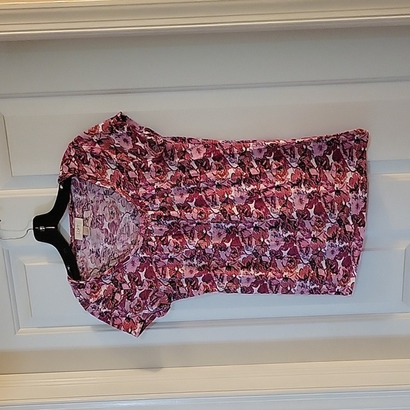 Loft pink floral tee shirt small - Picture 1 of 4
